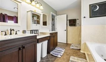 212 OCELOT Dr, Arabi, LA 70032