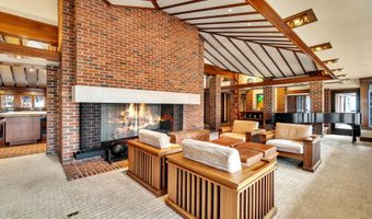 5140 Turtle Point Dr, Ann Arbor, MI 48105