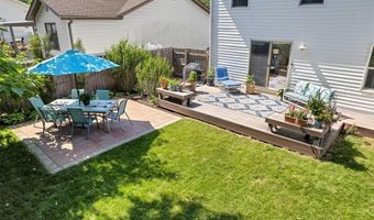 108 Tara Ridge Ct, Ballwin, MO 63021