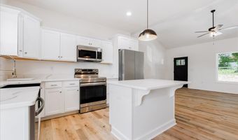 2282 Lime Plant Rd, Appomattox, VA 24522