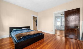 39 Ferncliff Ave, North Providence, RI 02911