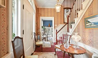 43 Green St, Augusta, ME 04330