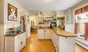 26 Jefferson St, Bangor, ME 04401