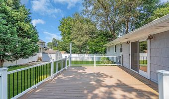 316 Seaman Ave, Beachwood, NJ 08722