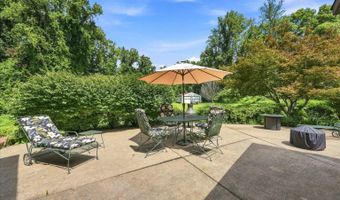 3534 WOODBURN Rd, Annandale, VA 22003