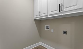 143 Miramar Ave, Biloxi, MS 39530