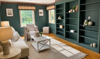 79 Bayberry Ln, Barnstable, MA 02630