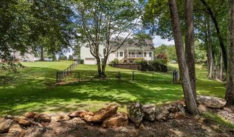 379 Shallowford Dr, Boiling Springs, SC 29316