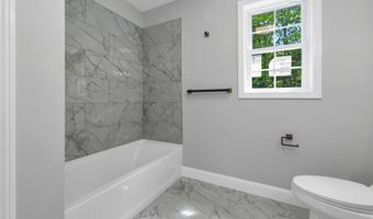 230 Aiden Cir, Belmont, NH 03220