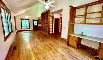 345 Three Oaks Dr, Athens, GA 30607