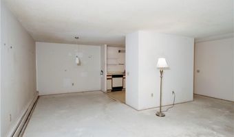 66 Girard Ave 106, Newport, RI 02840