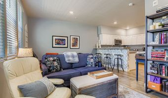 17126 SW SNOWDALE St 106, Beaverton, OR 97007