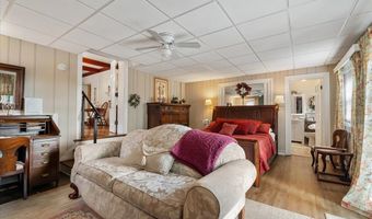 1670 Church St, Appomattox, VA 24522
