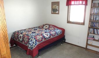 16707 57 Hwy, Aplington, IA 50604