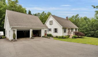 21 Bowling Green Ln, Belfast, ME 04915