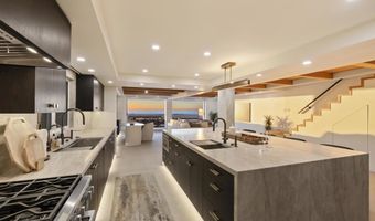 2016 Ocean Front, Del Mar, CA 92014