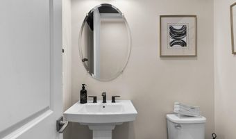 42129 SHINING STAR Sq, Ashburn, VA 20148