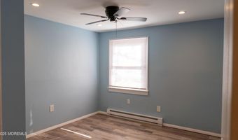 6 Reno Ct, Barnegat, NJ 08005