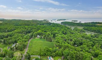 14 Cedrus Ct, Branford, CT 06405