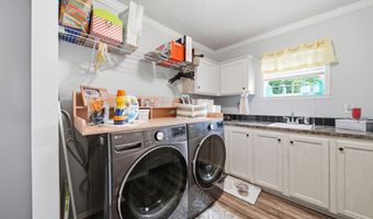 508 Rio Grande Dr, Adrian, MI 49221