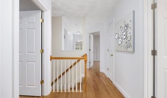 294 Sylvan Ct, North Kingstown, RI 02874