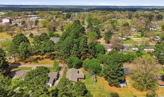 901 W Iowa St, Beebe, AR 72012