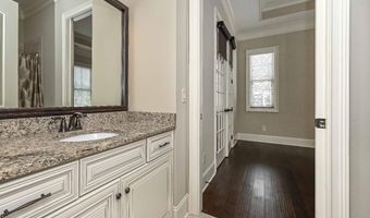 62 Cedarcrest Village Ct, Acworth, GA 30101