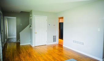 727 PEAR St, Dover, DE 19904