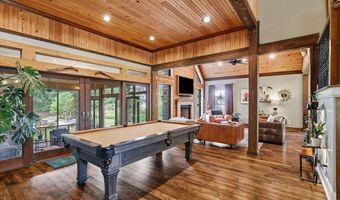 1109 Foxpoint, Brandon, MS 39047