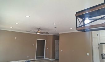 155 Peach Ln, Baxley, GA 31513