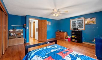 925 W LINDBERGH St, Appleton, WI 54914