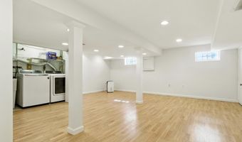 6407 KIRBY Rd, Bethesda, MD 20817
