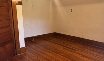 762 E 1100 Rd, Baldwin City, KS 66006