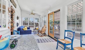 39 Cedar Dr, Danbury, CT 06811