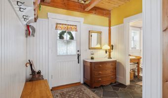 118 Gills Rd, Barnard, VT 05031