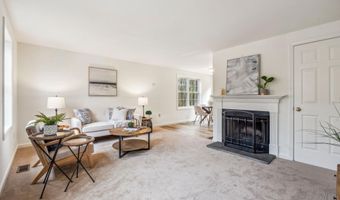 9 Old Nashua Rd B-3, Amherst, NH 03031