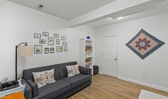 915 Timber Glen Ln, Ballwin, MO 63021