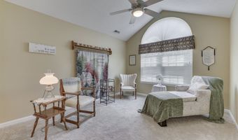 7304 Lake Lakota Pl 44, Indianapolis, IN 46217