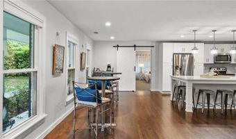 204 Cold Creek Dr, Alpharetta, GA 30009