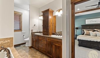 5345 Mule Deer Ct, Billings, MT 59106