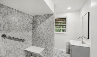 105 GIBRALTAR Rd, Reading, PA 19606
