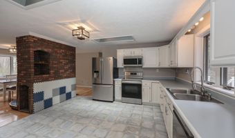 50 Edinburgh Dr, Bedford, NH 03110