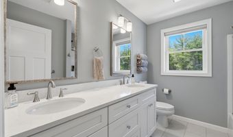 1 Cassidy Trl, Coventry, RI 02816