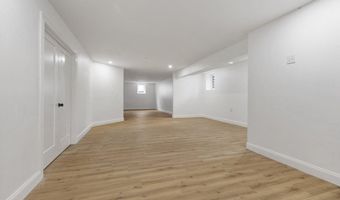 130 Zoar Ave, Attleboro, MA 02703