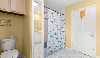 22 Whipple Ave, North Providence, RI 02911