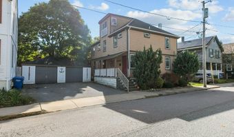 21 Slocum St, Newport, RI 02840