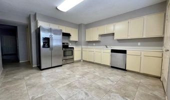 501 SW 11th St D, Bentonville, AR 72712