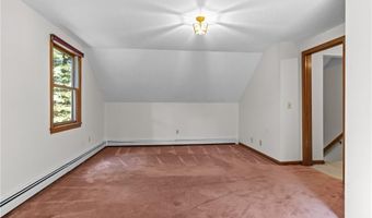 30 Pacheco Dr, North Smithfield, RI 02896