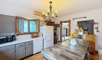 101 W F St, Alpha, IL 61413