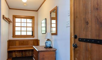 57 Darling Ln, Barnet, VT 05821